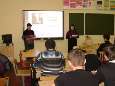 Ведущие мероприятия - Т.Кондратьева и Ю. Крахмаль